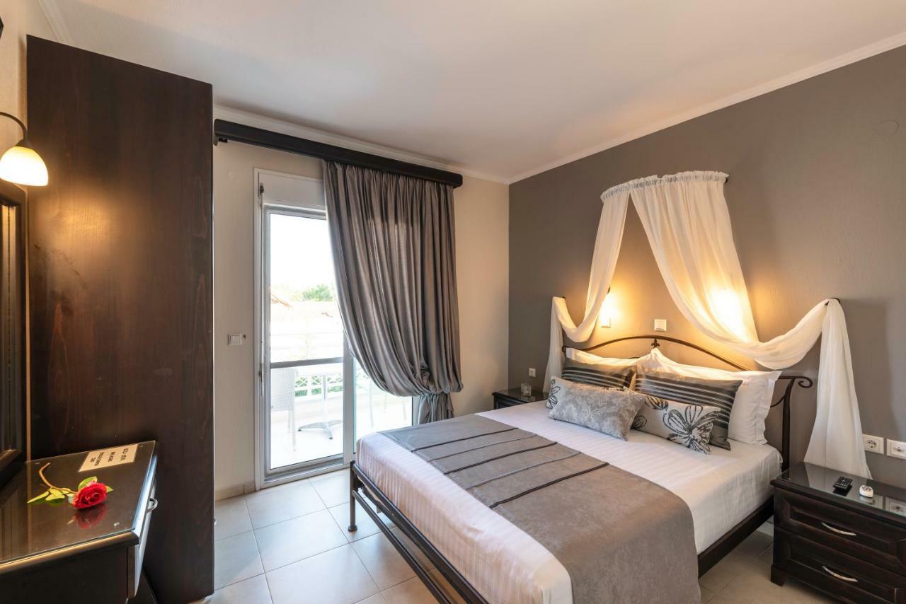 Niki Apartments Chrysi Ammoudia Exteriér fotografie