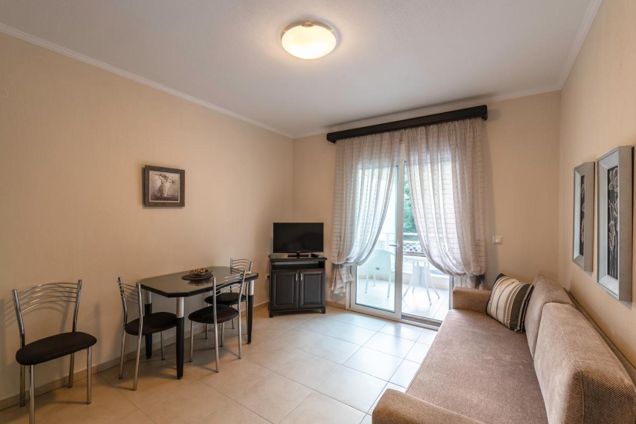 Niki Apartments Chrysi Ammoudia Exteriér fotografie